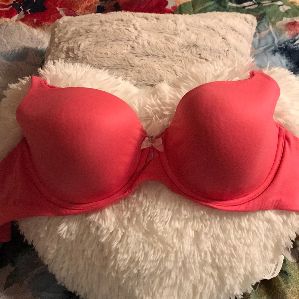 Victoria Secret bra